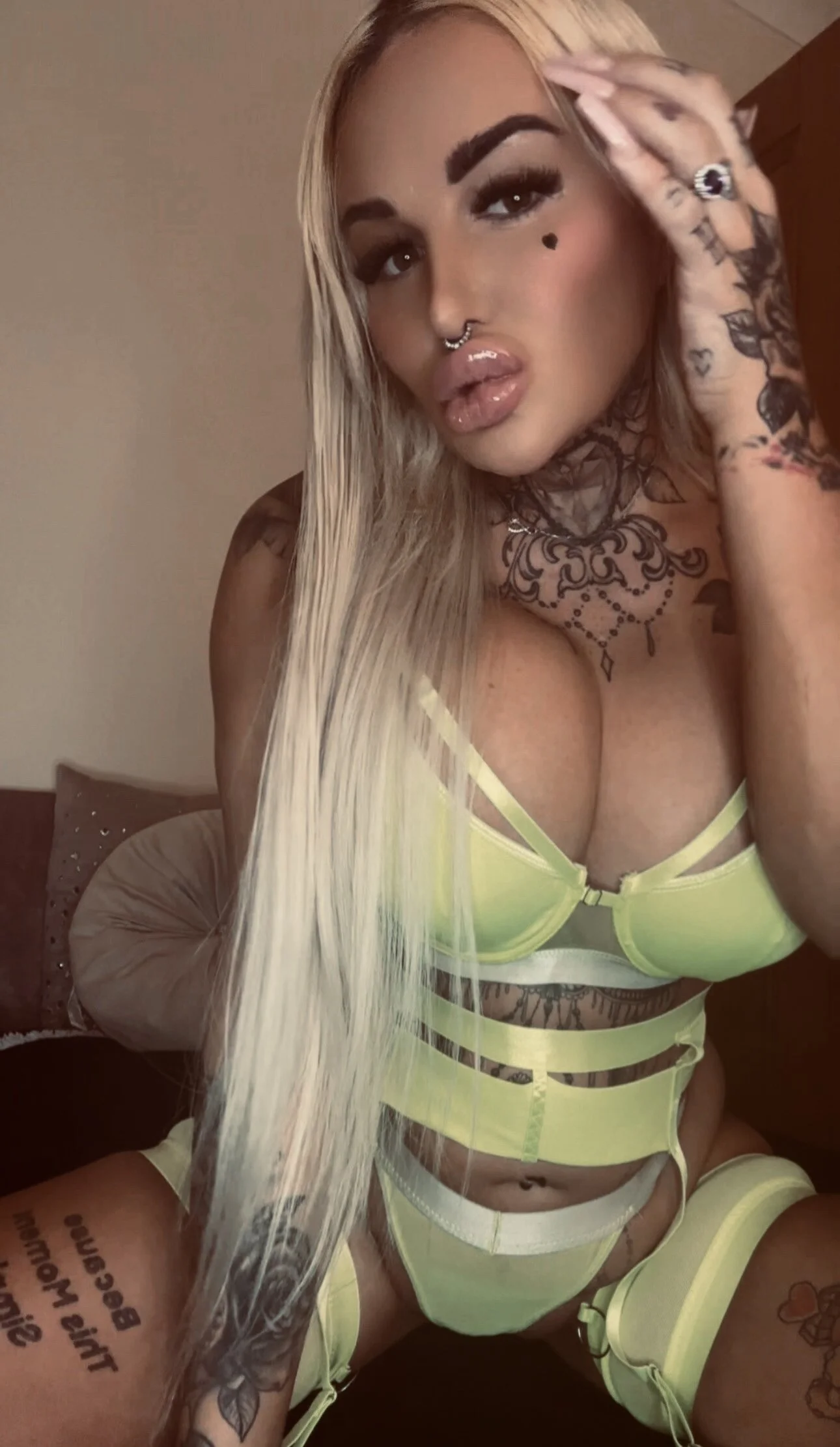 XXX Porn Photo of Nude ScottishTattooGlamour 13