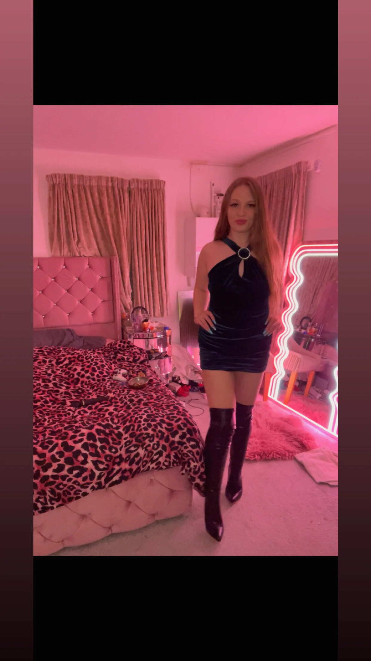 XXX Porn Photo of Nude feedeegeorgie 9