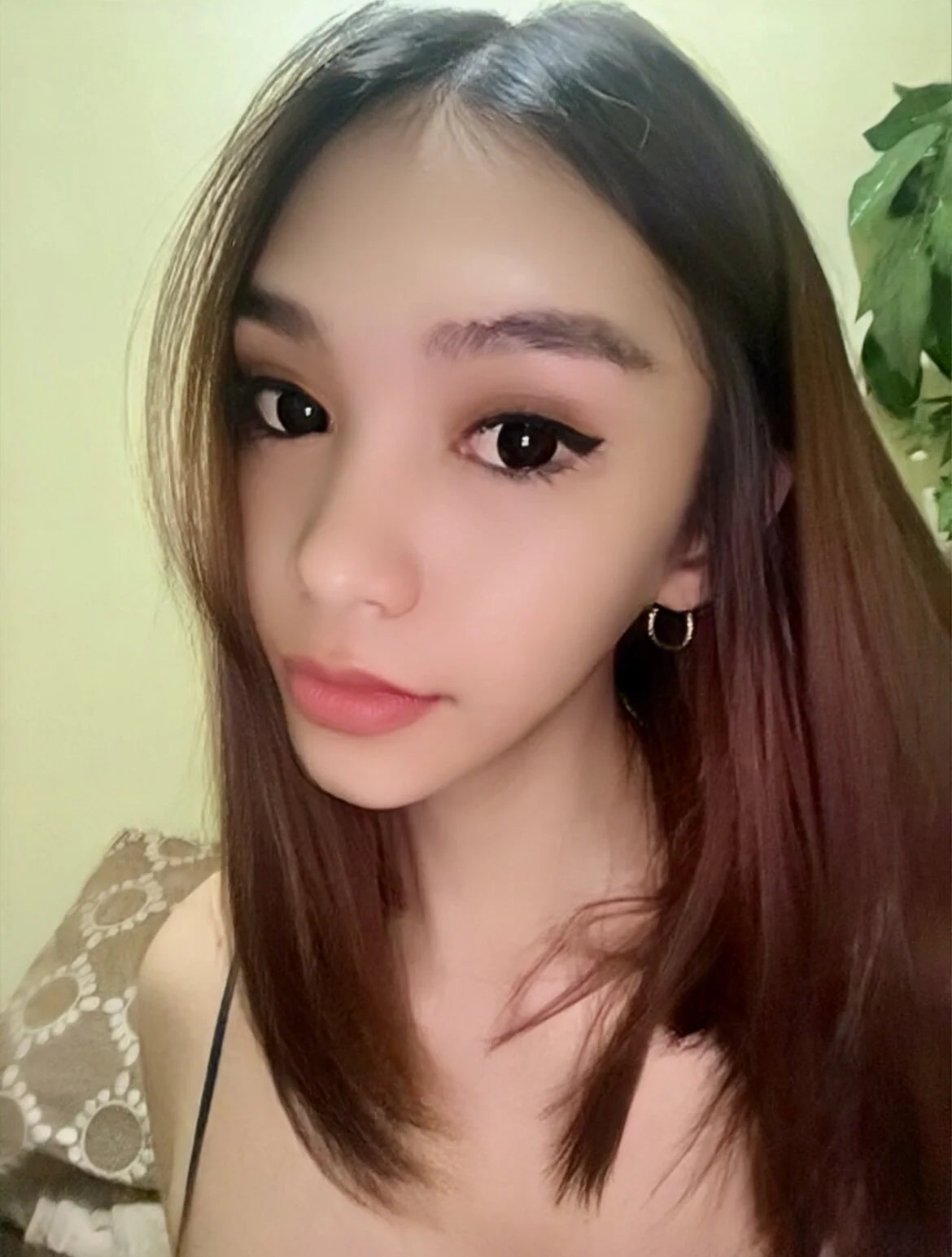 XXX Porn Photo of Nude UrIdealGirl_Jade 8