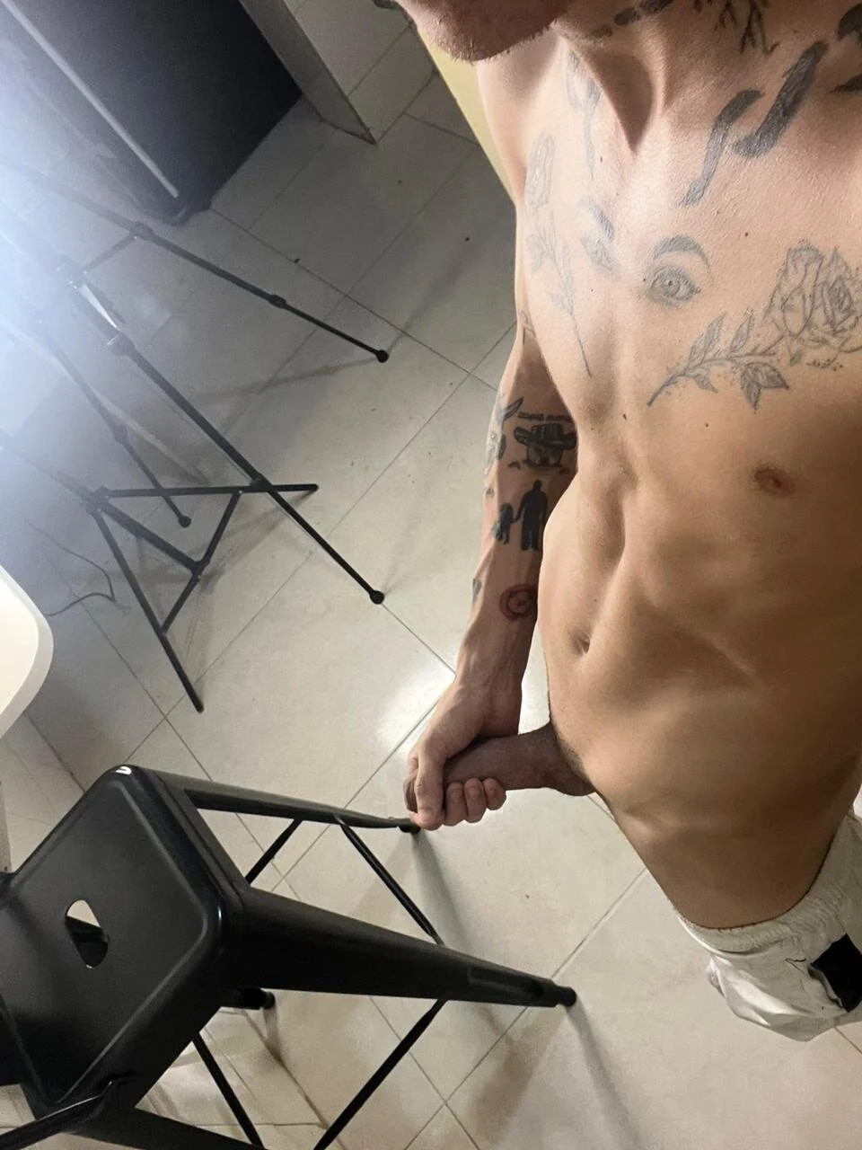 XXX Porn Photo of Nude Tommy_valverde 17