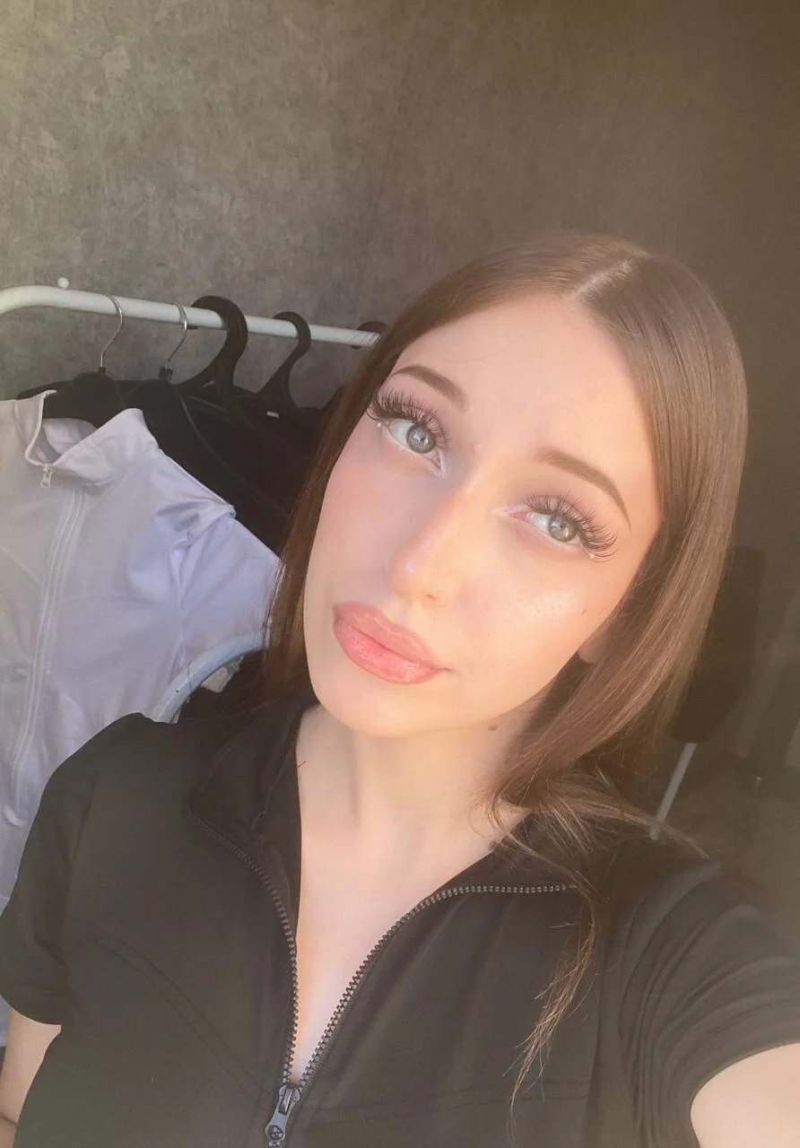 XXX Porn Photo of Nude CutieWorm 23