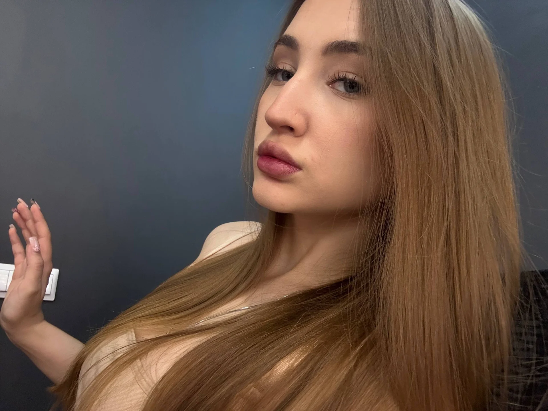XXX Porn Photo of Nude MiaKik2 3