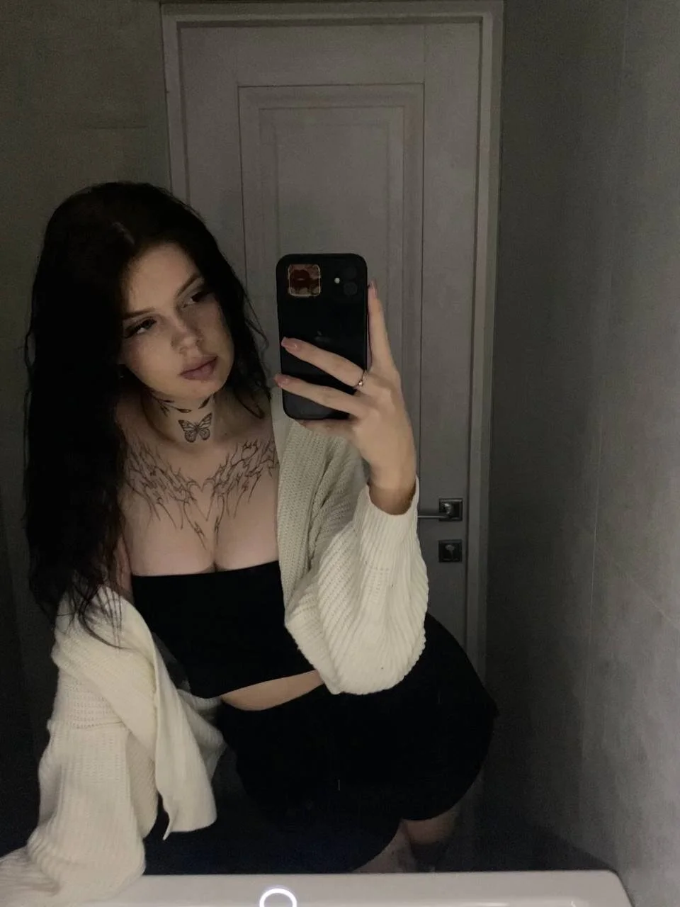 XXX Porn Photo of Nude ButterflyElina 2