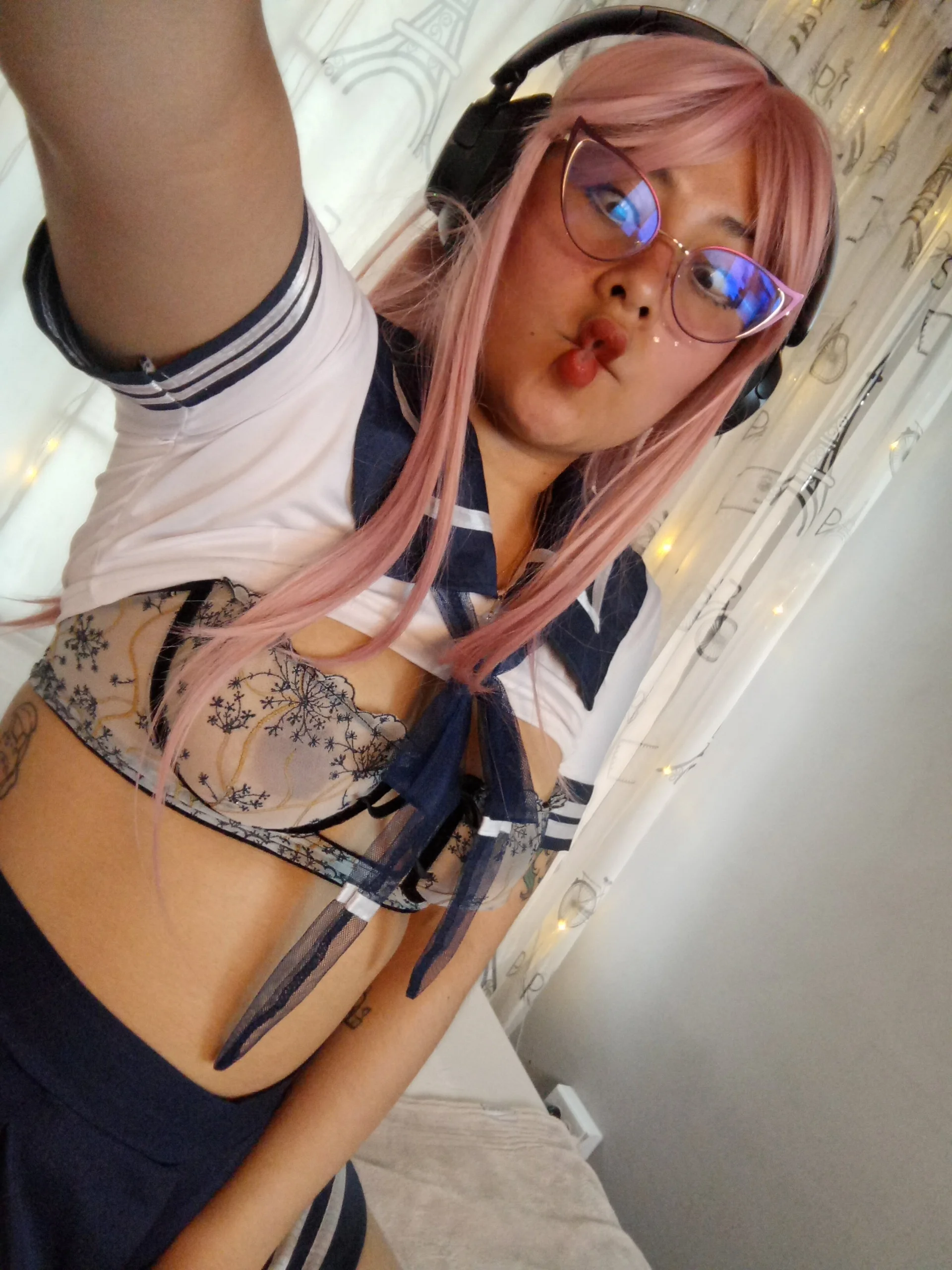 XXX Porn Photo of Nude Juliexxxxtasy 11