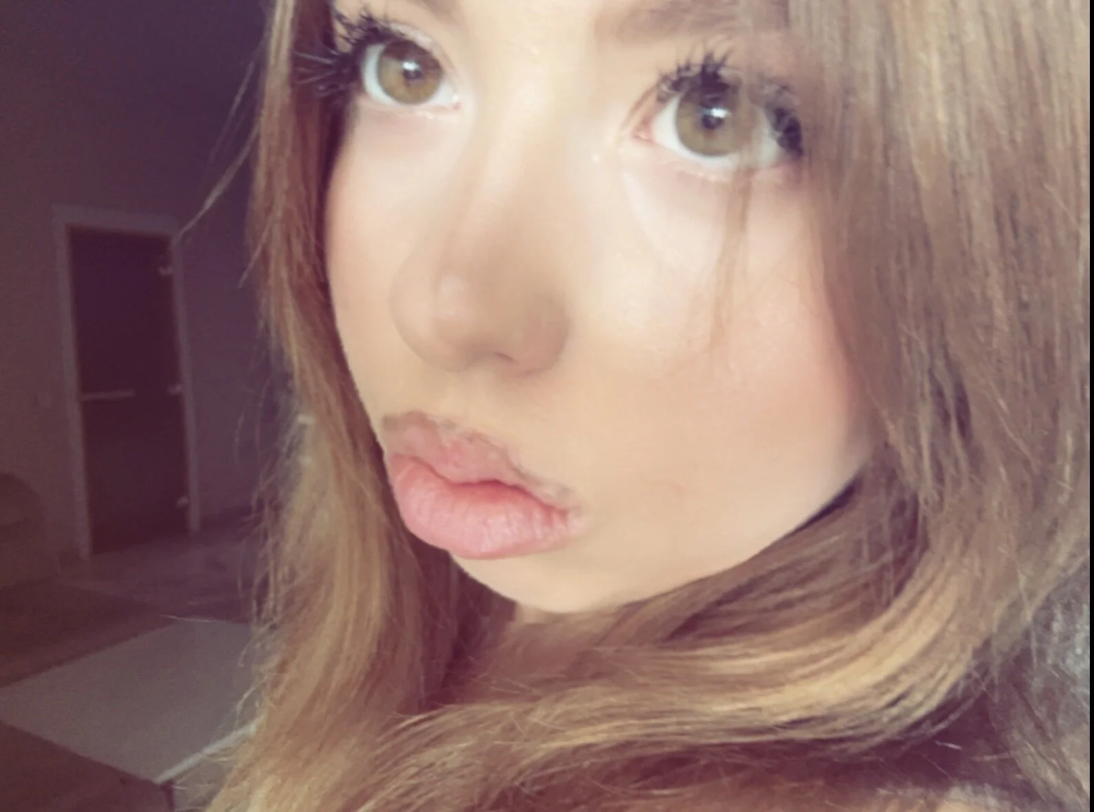 XXX Porn Photo of Nude AnessaroseX 8