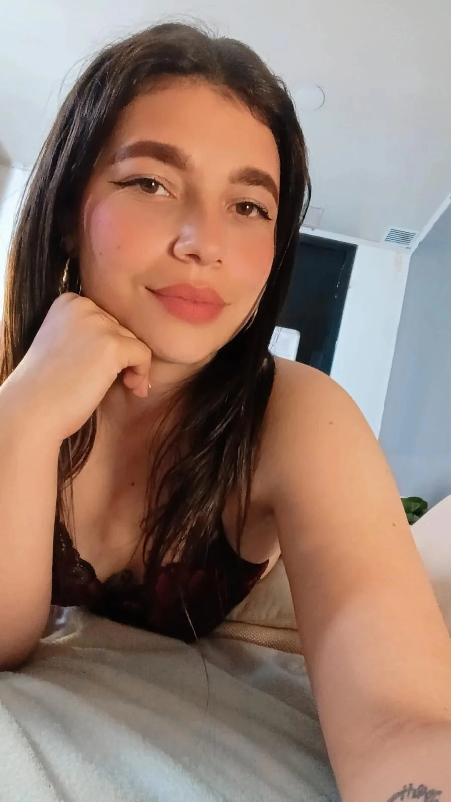 XXX Porn Photo of Nude Sckarleth1 8