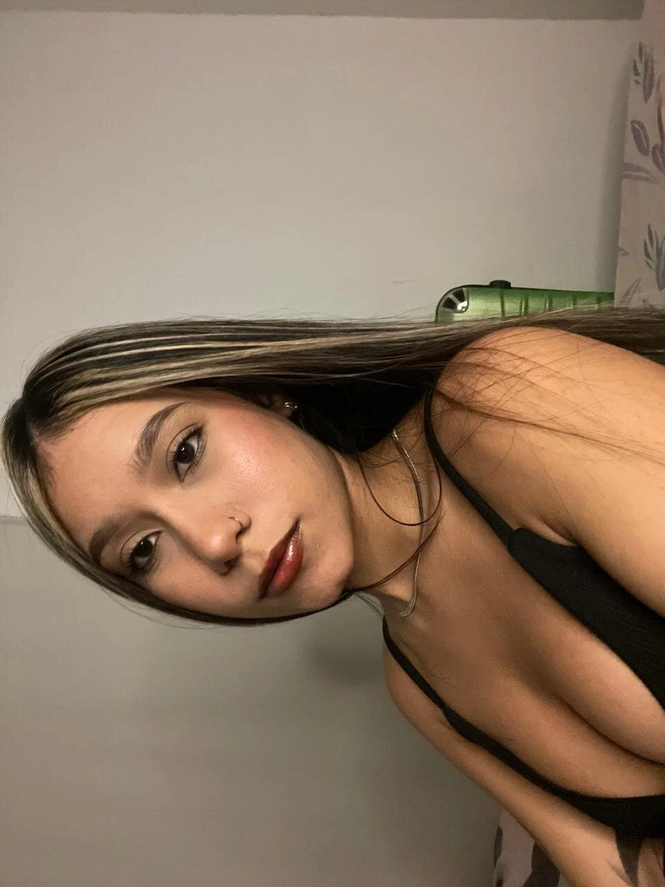 XXX Porn Photo of Nude Littlee_lust 1