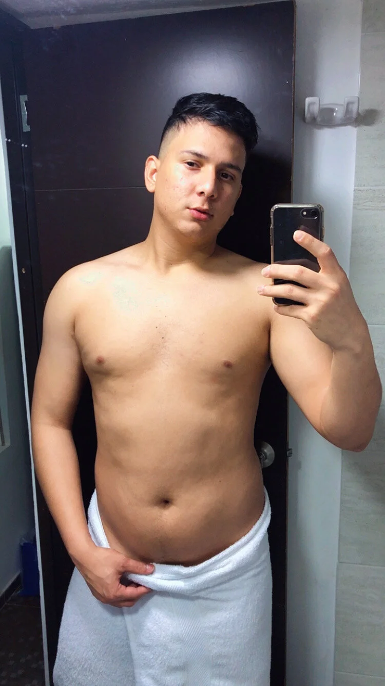 XXX Porn Photo of Nude ANDREZALVAREZ 6