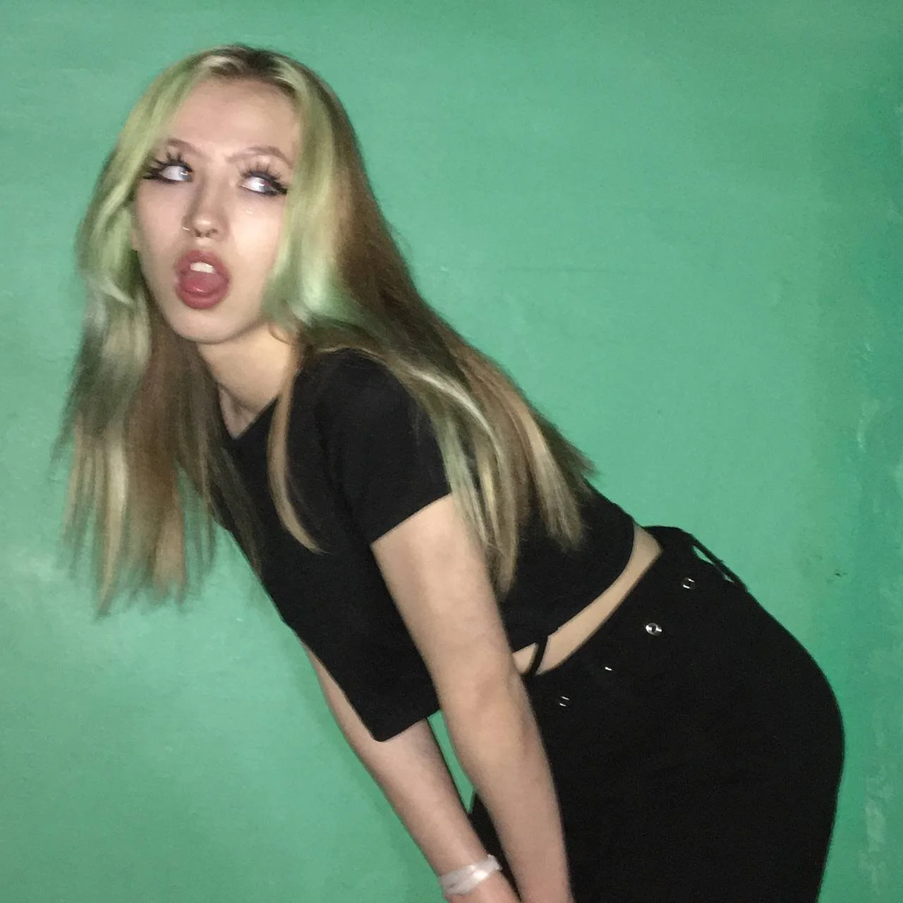 XXX Porn Photo of Nude lizaa_breeze 1