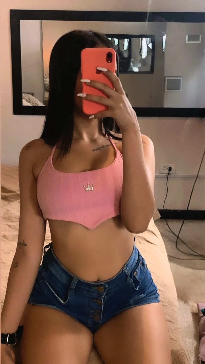 XXX Porn Photo of Nude Emily-Carter 12