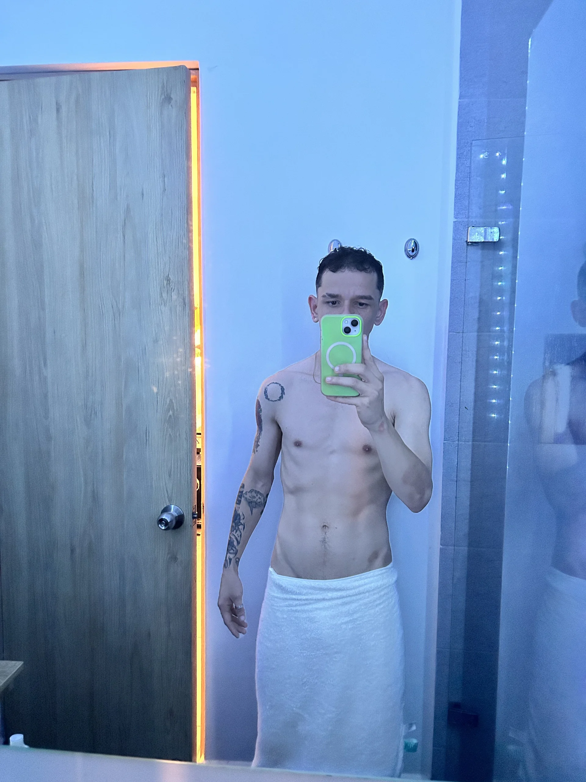 XXX Porn Photo of Nude weshbromws 8