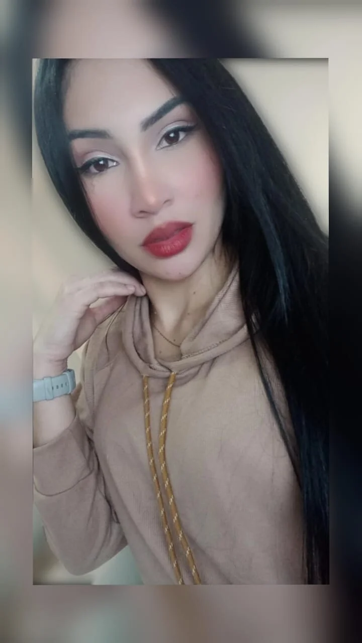 XXX Porn Photo of Nude Emy_cutee 32