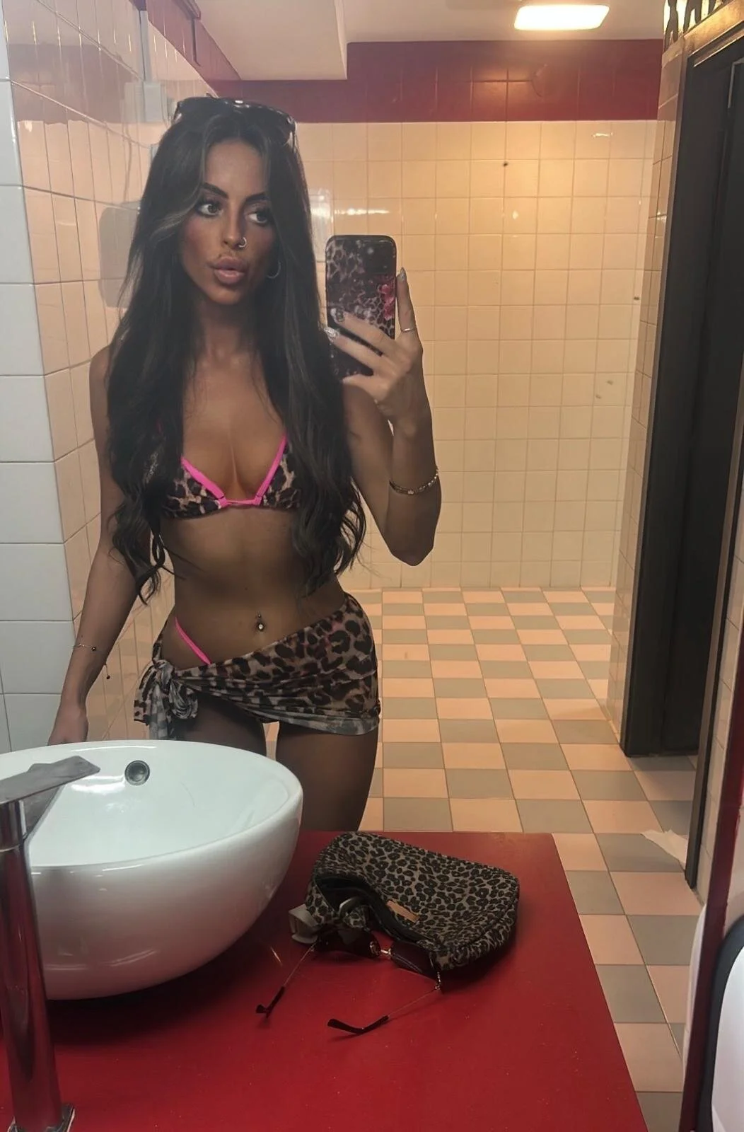 XXX Porn Photo of Nude Rosie-mae 5