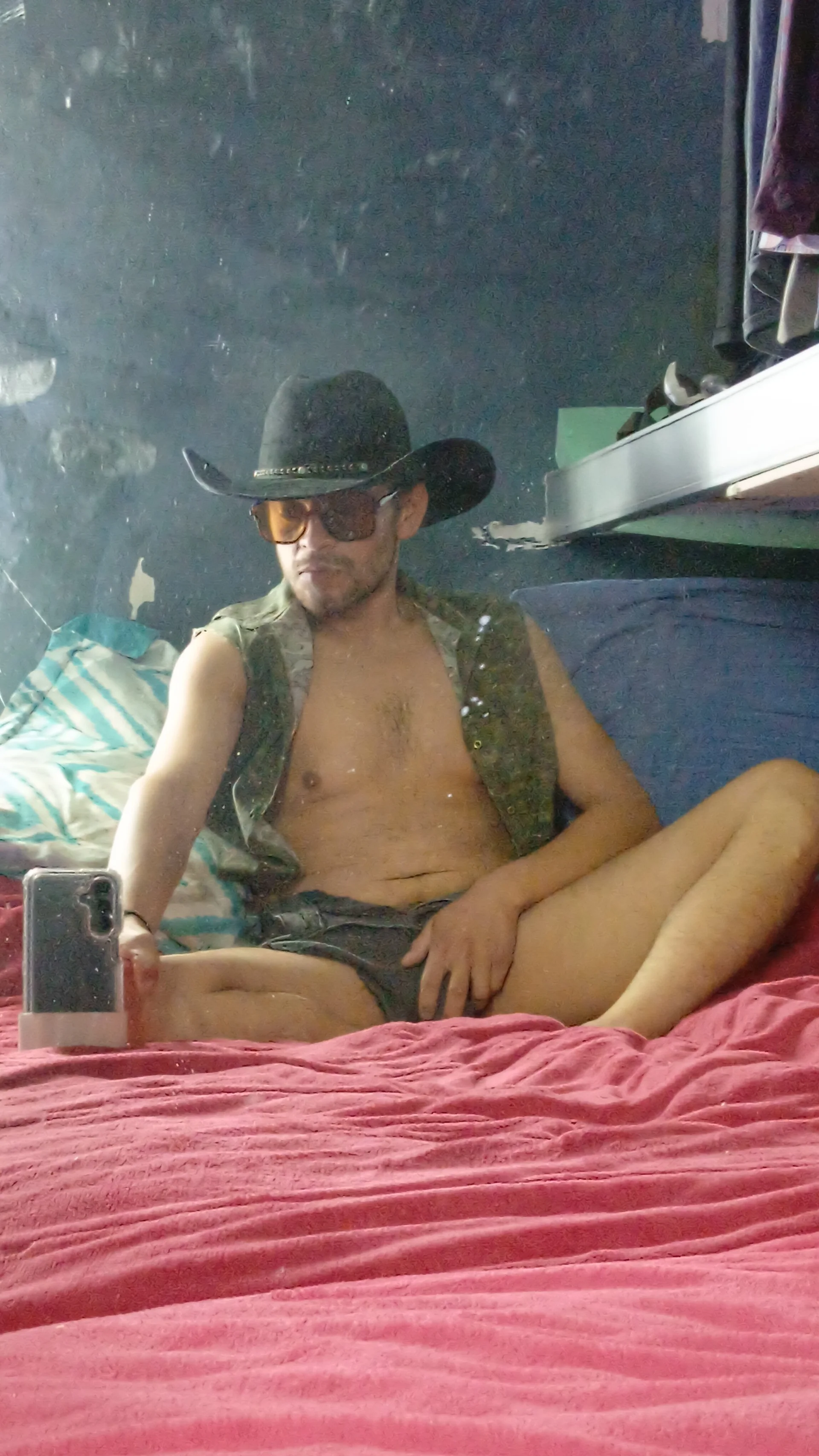 XXX Porn Photo of Nude dttsr 4