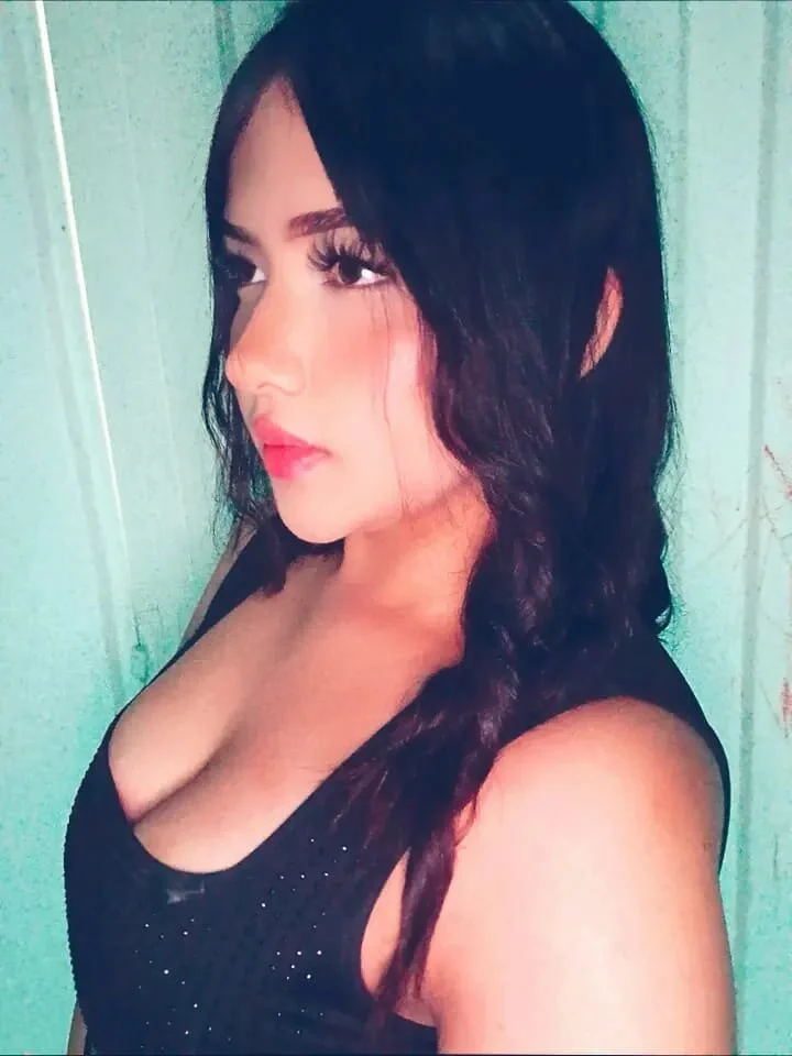 XXX Porn Photo of Nude RileyReed_Pink 1