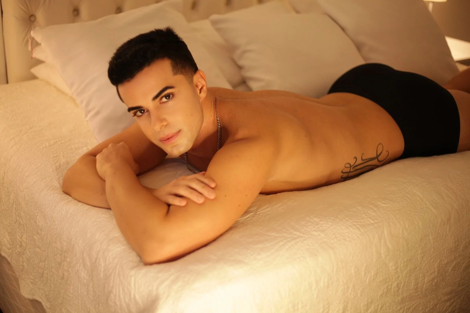 XXX Porn Photo of Nude mr_hunterx 19