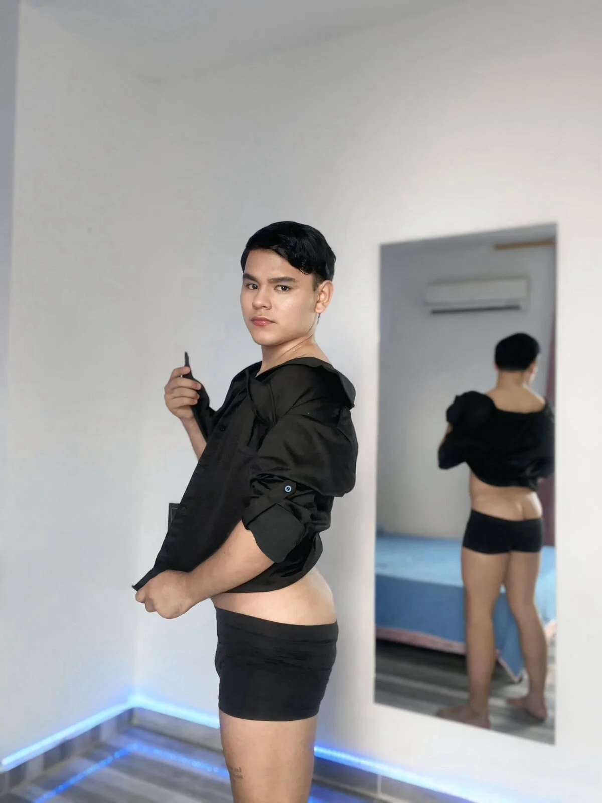 XXX Porn Photo of Nude NoahVance 5
