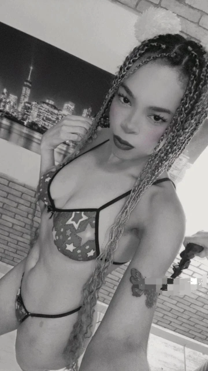 XXX Porn Photo of Nude Melani__HoTT 53