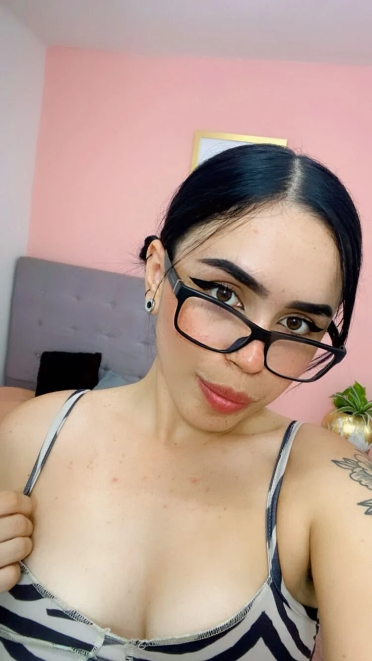 XXX Porn Photo of Nude zoe6x 3