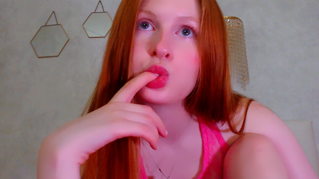 XXX Porn Photo of Nude LuxXAngel 2