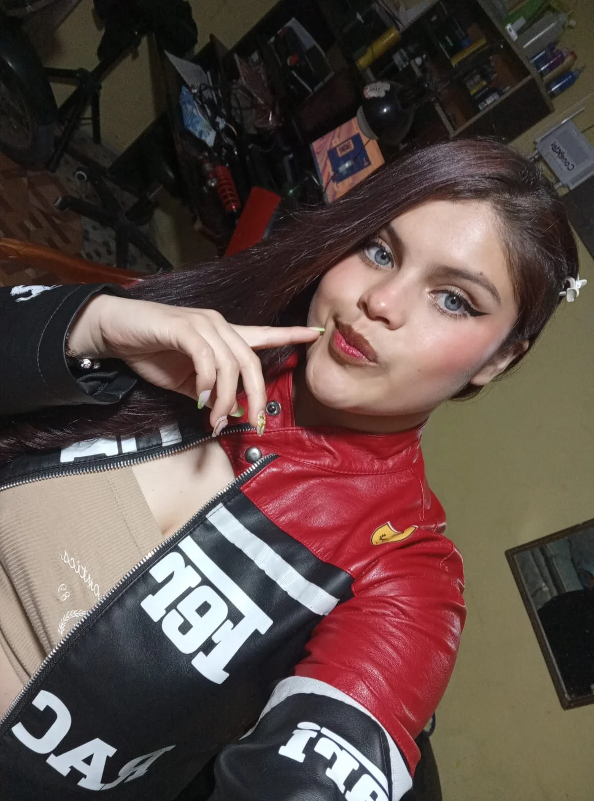 XXX Porn Photo of Nude Daphnemoon_ 5