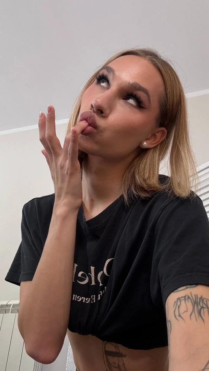 XXX Porn Photo of Nude katrinewestx 5