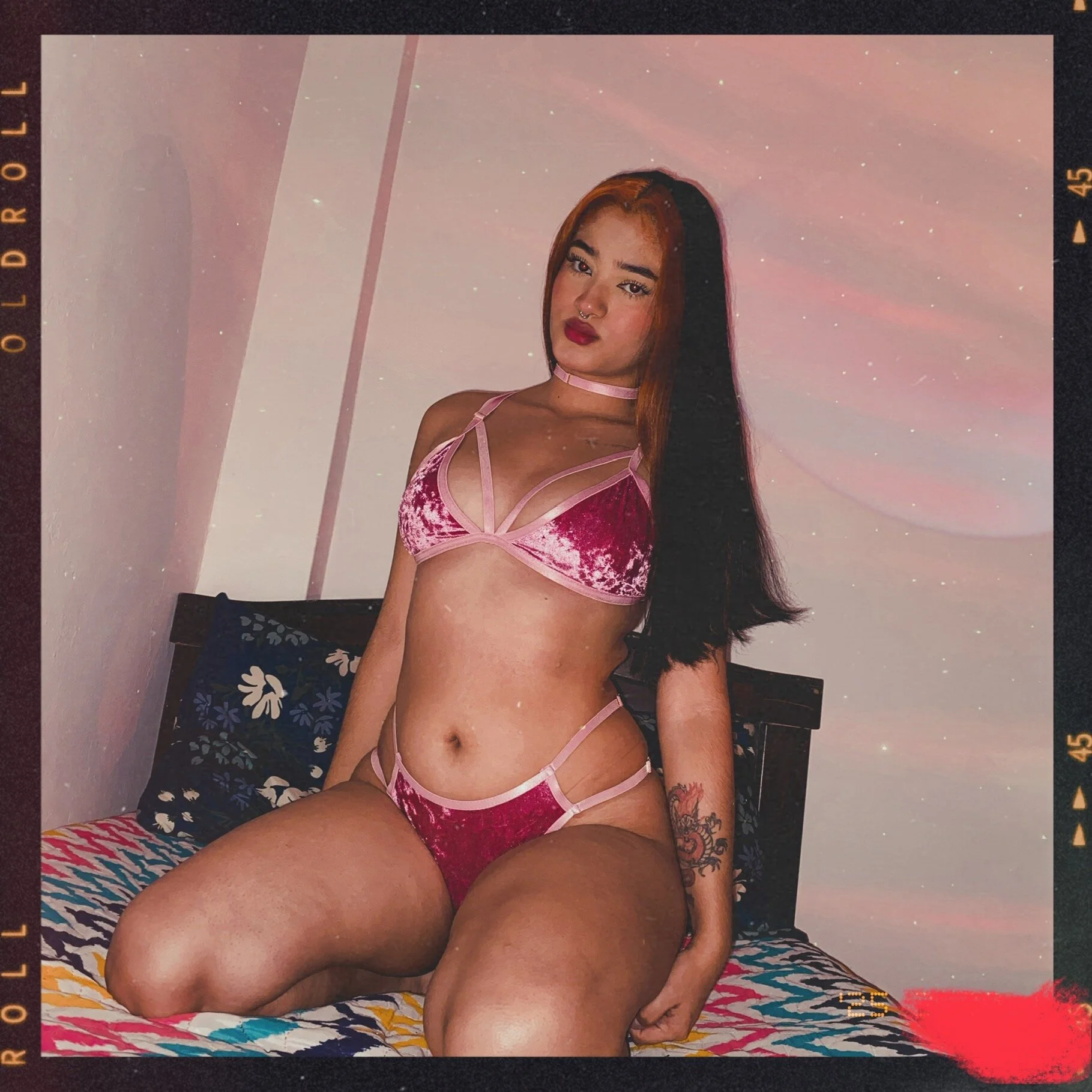 XXX Porn Photo of Nude charlotte_9999 124