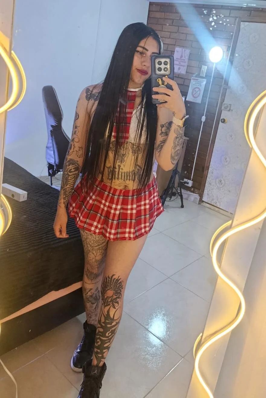 XXX Porn Photo of Nude Kiara_tay 7