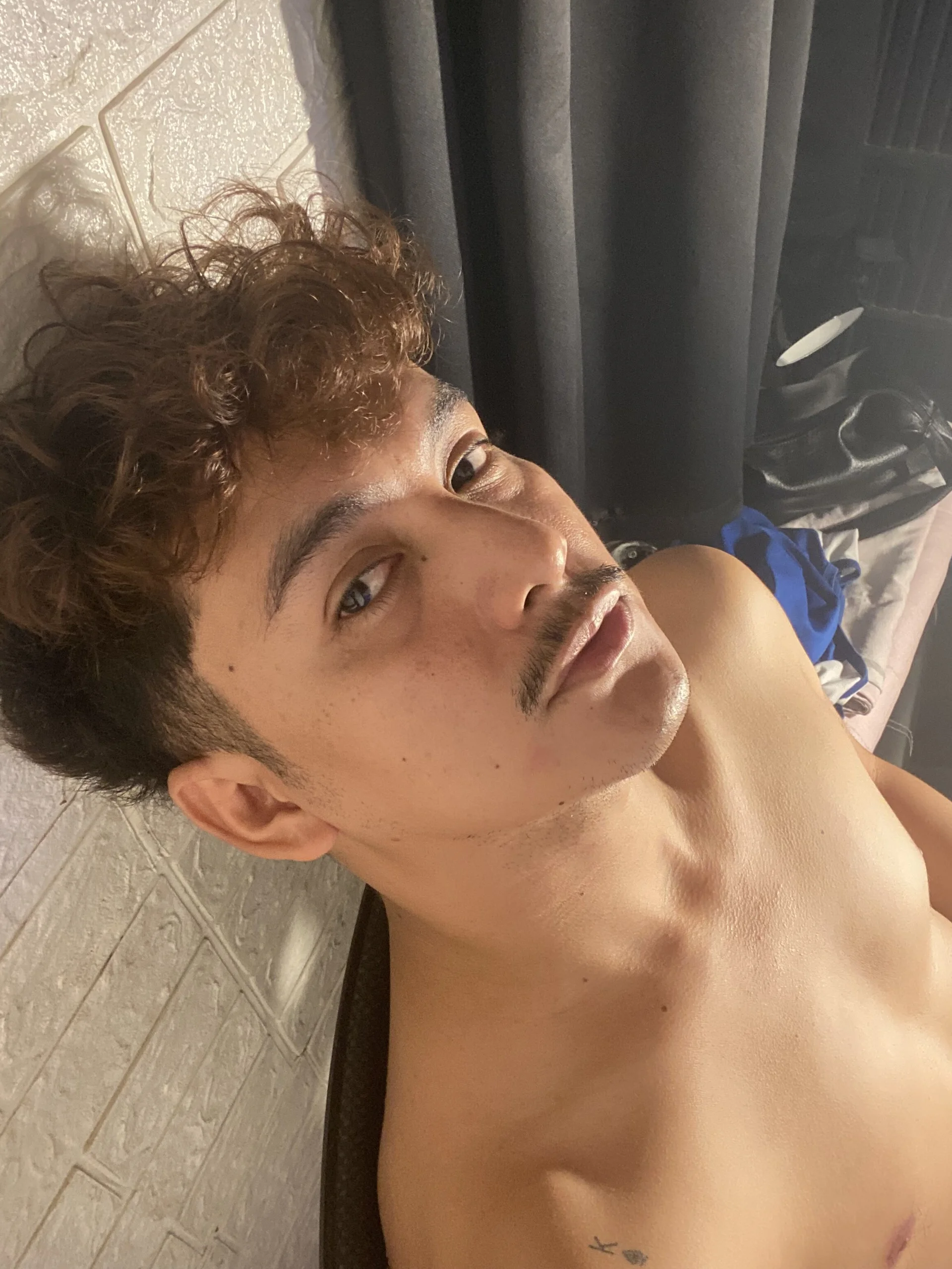 XXX Porn Photo of Nude Tempting_jon 1
