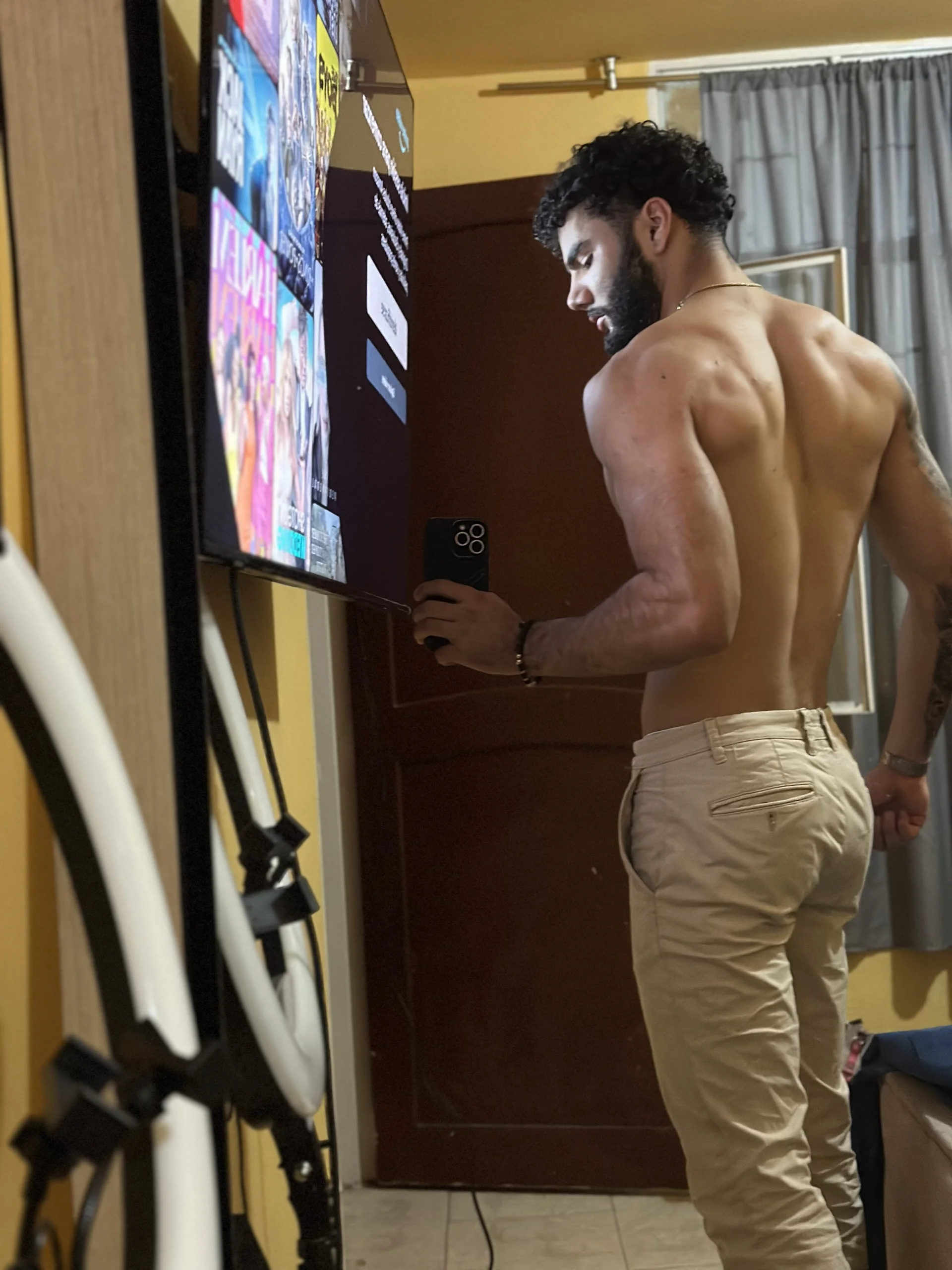 XXX Porn Photo of Nude Derek_w 6