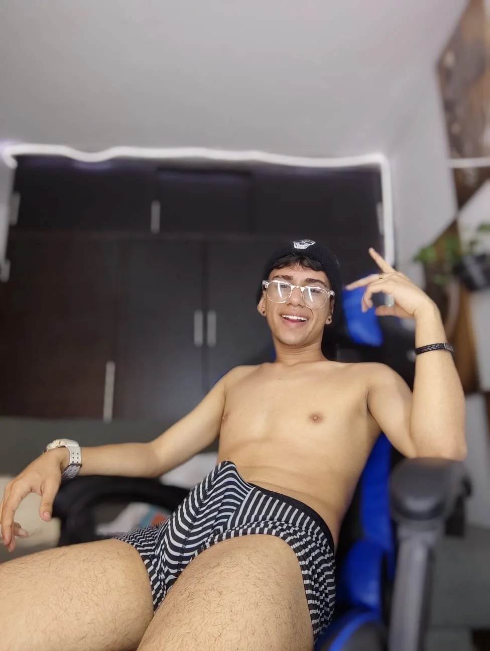 XXX Porn Photo of Nude golden_raiden_12 8
