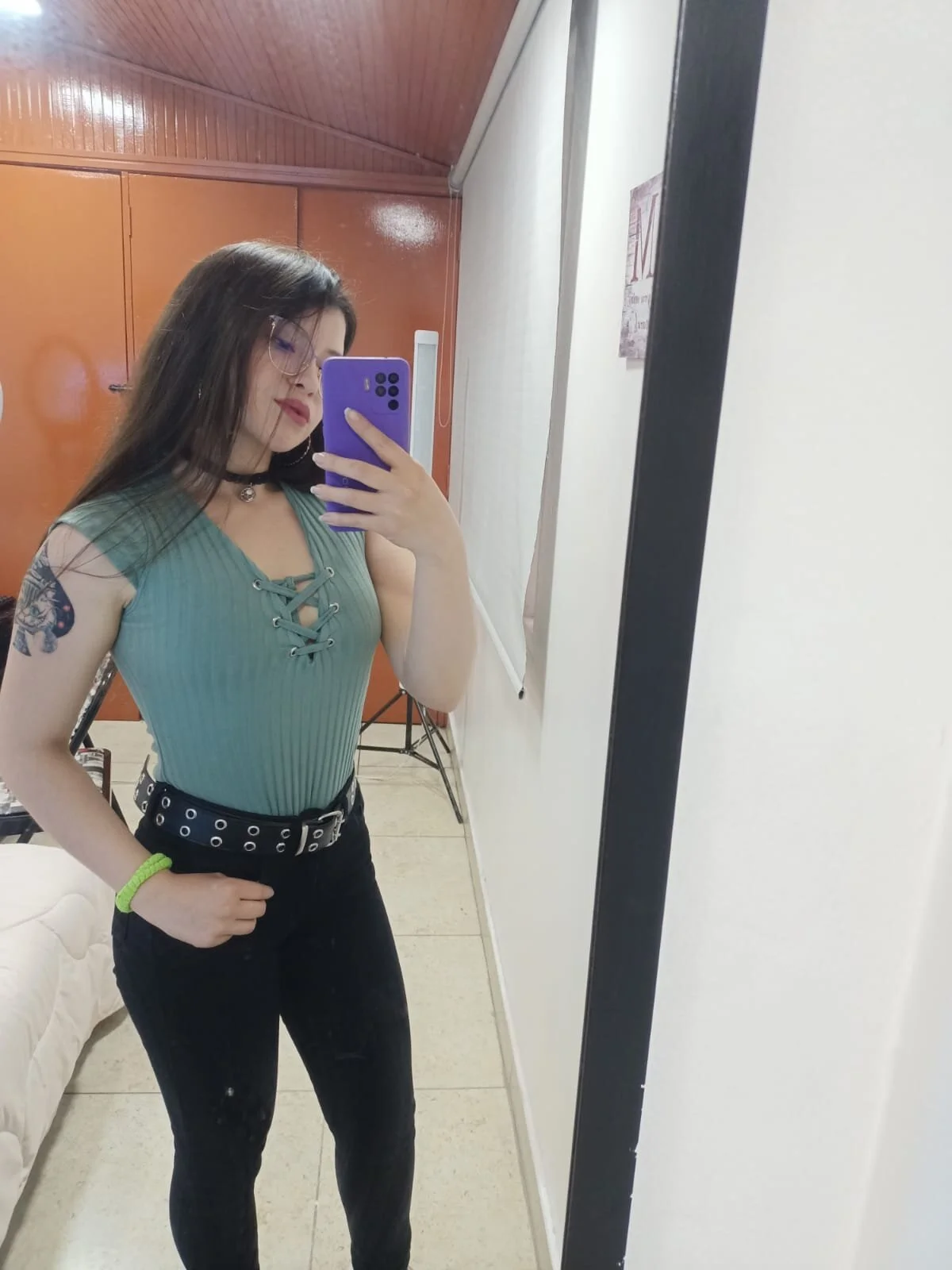 XXX Porn Photo of Nude juli05star20 17