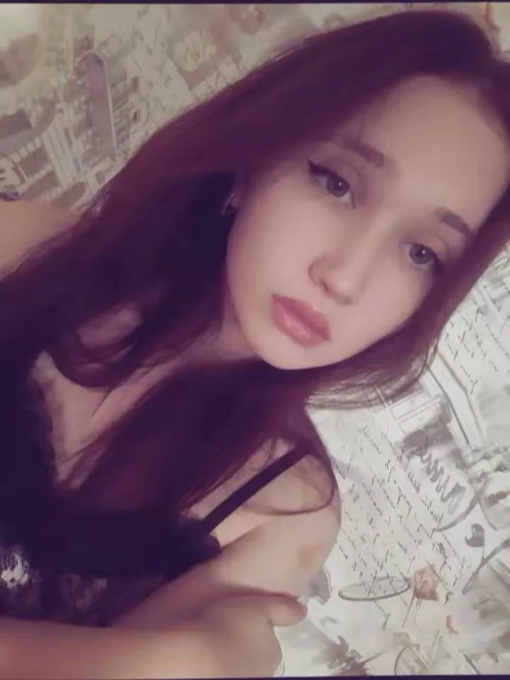 XXX Porn Photo of Nude CozyKisses 2