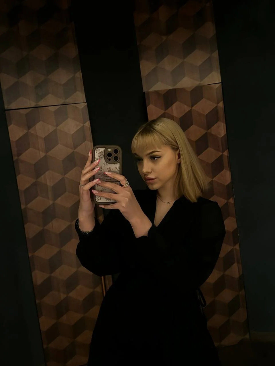 XXX Porn Photo of Nude KateDolphin 41