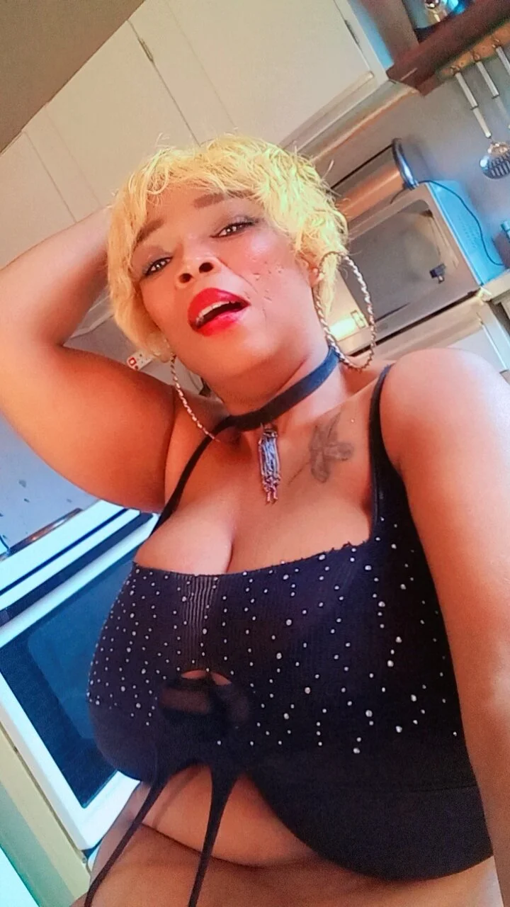XXX Porn Photo of Nude Gucci_Bx 48