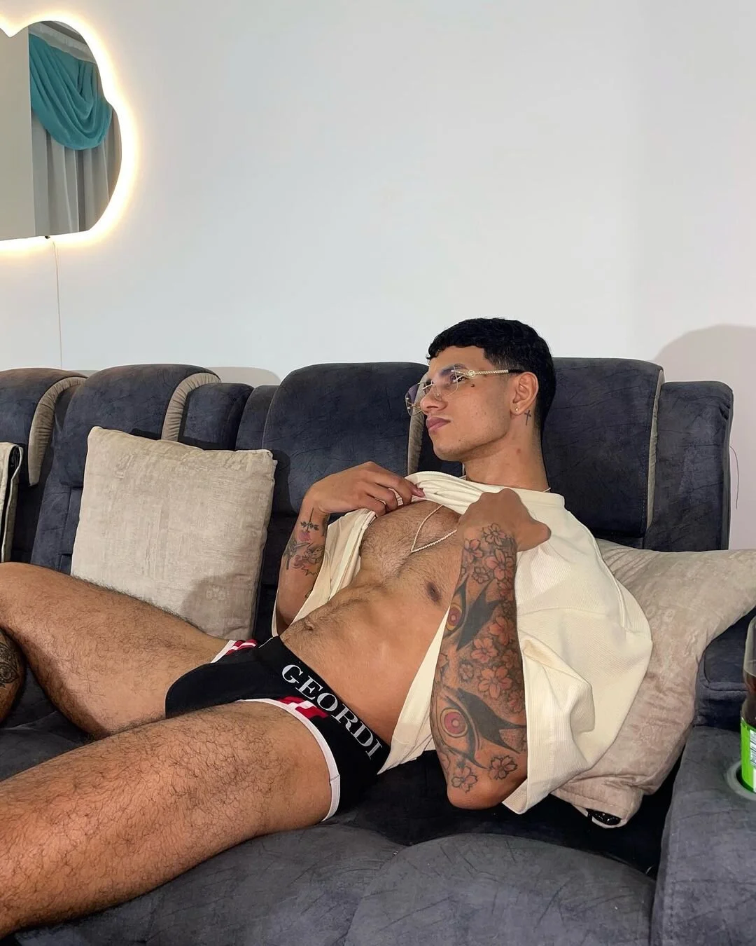 XXX Porn Photo of Nude davis_alx1 8