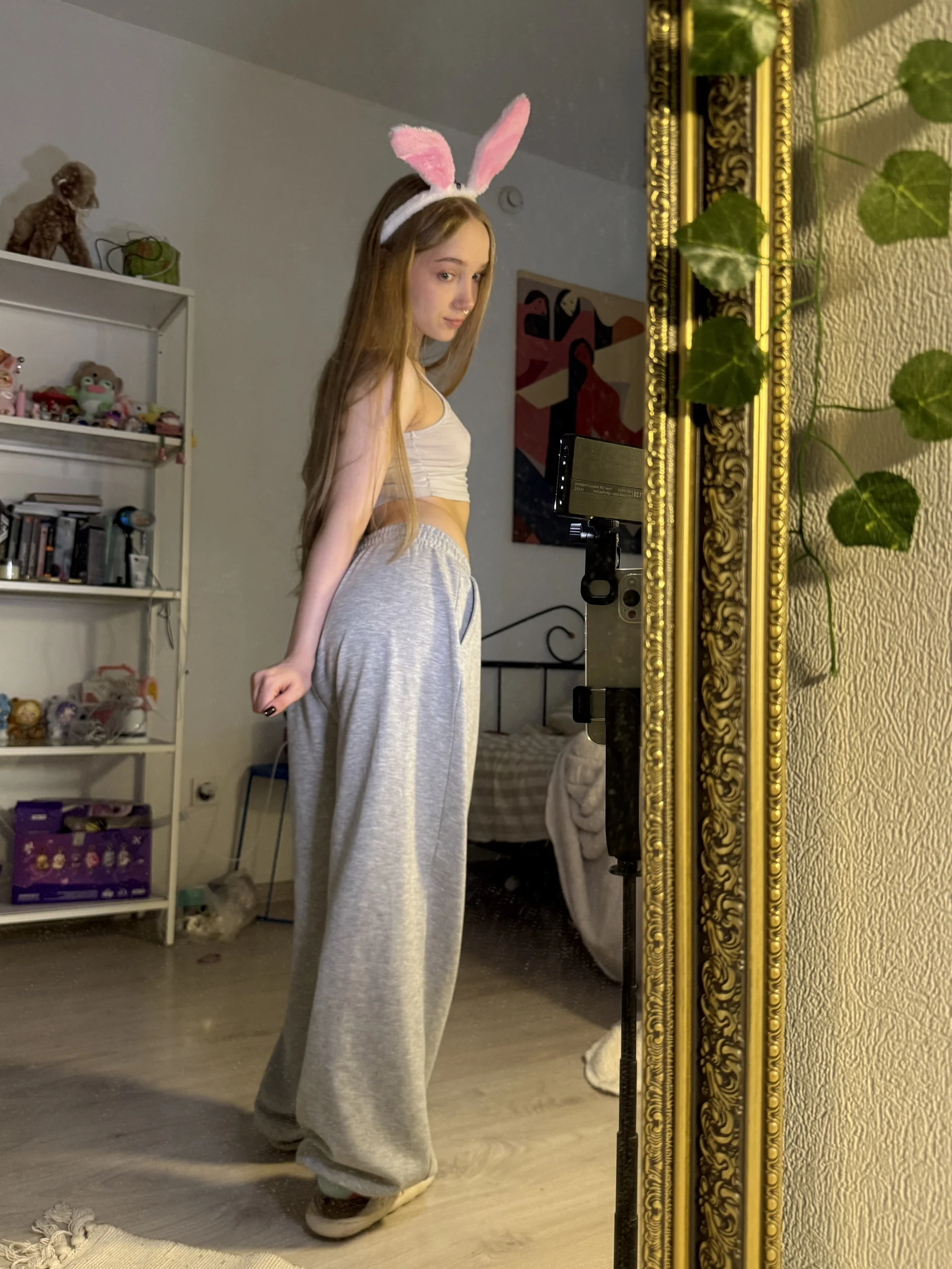 XXX Porn Photo of Nude bambi_lu 987