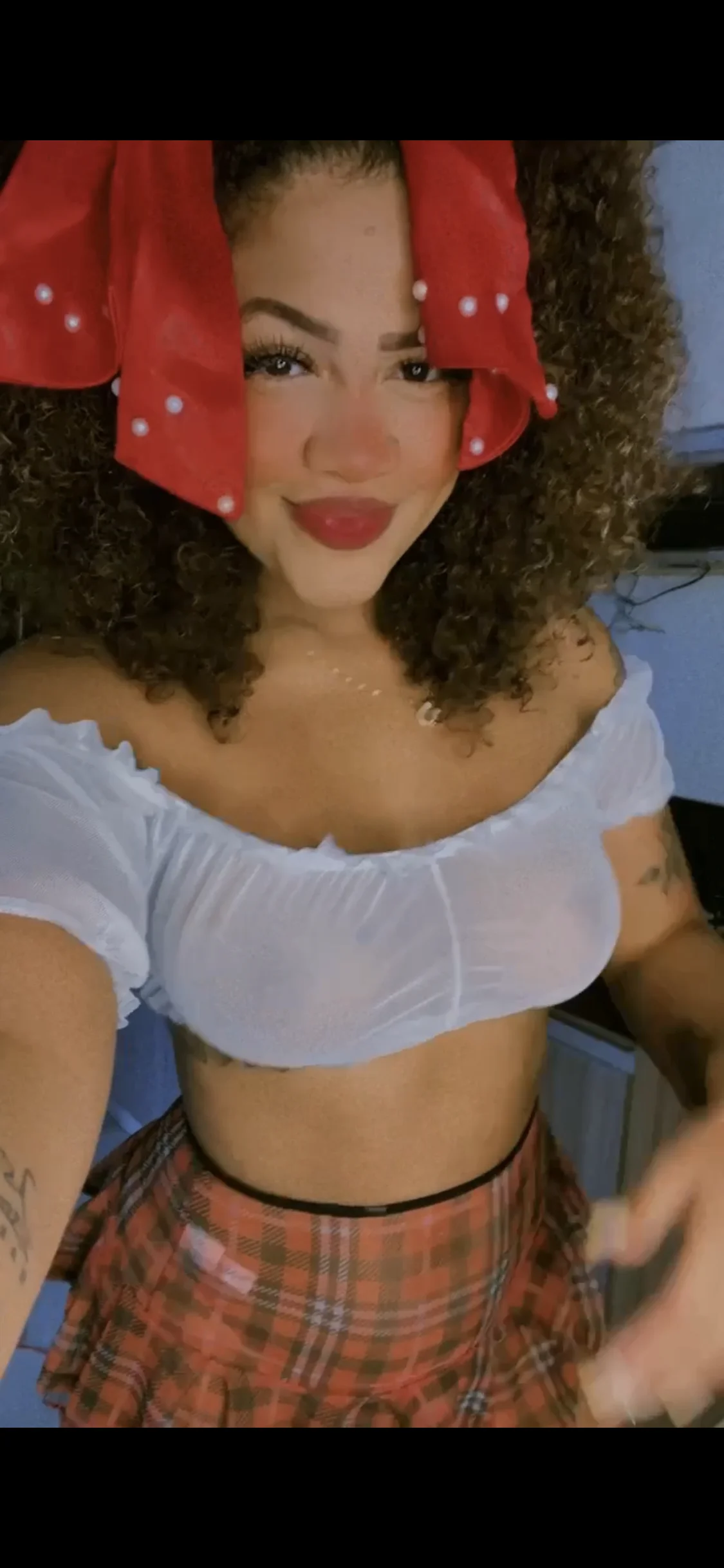 riri_brunnete