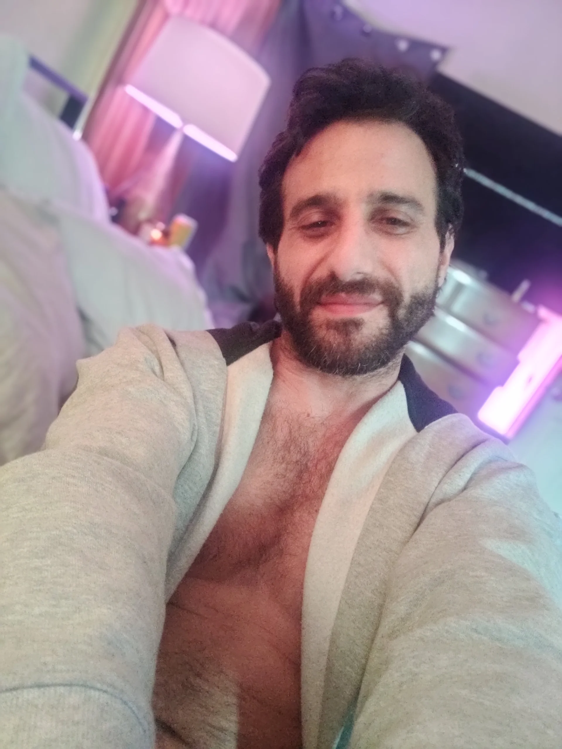 XXX Porn Photo of Nude ShortboyLongtoy 2
