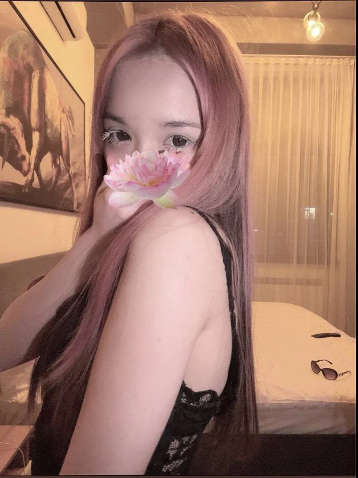 XXX Porn Photo of Nude kok0mi 10