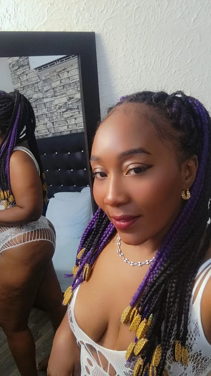 XXX Porn Photo of Nude kiara_evanss 24