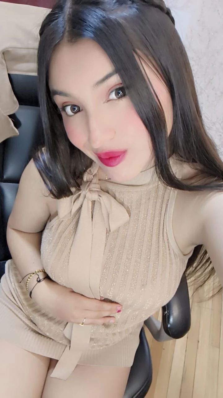 XXX Porn Photo of Nude laurenelove 8
