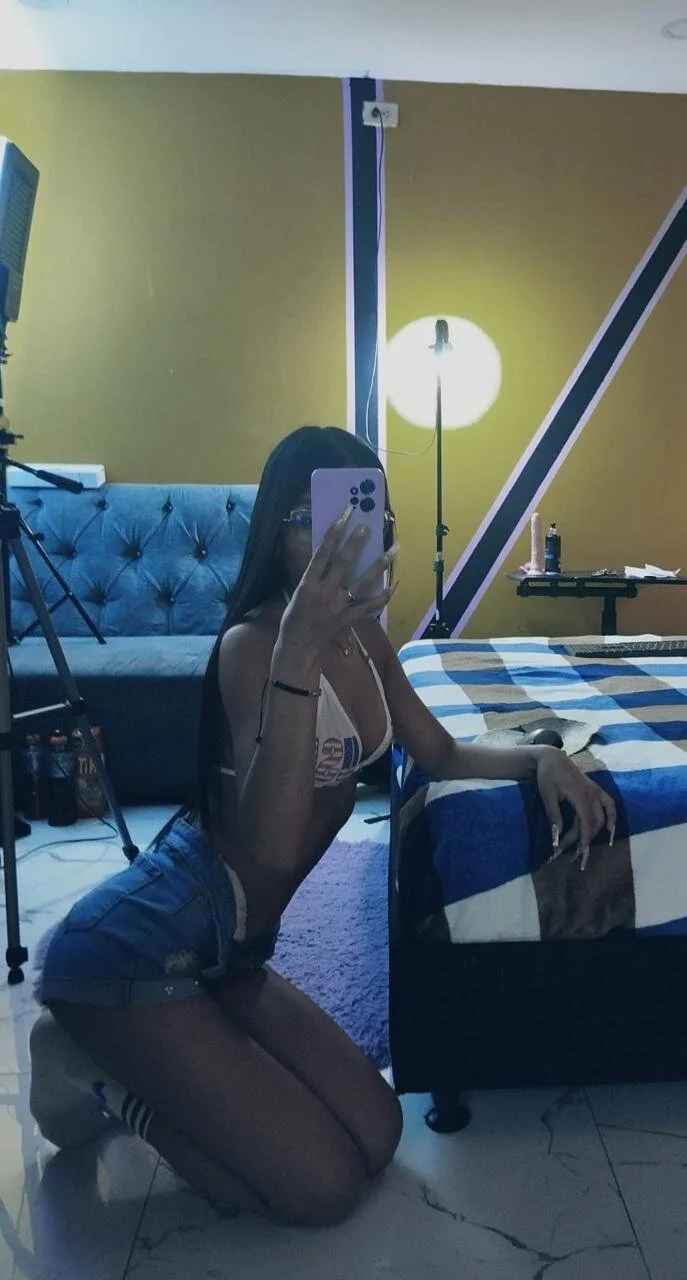 XXX Porn Photo of Nude Zoe_small 6