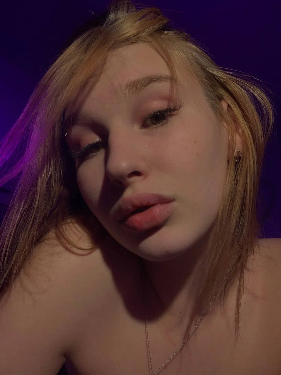 XXX Porn Photo of Nude EvelinaLuu 7