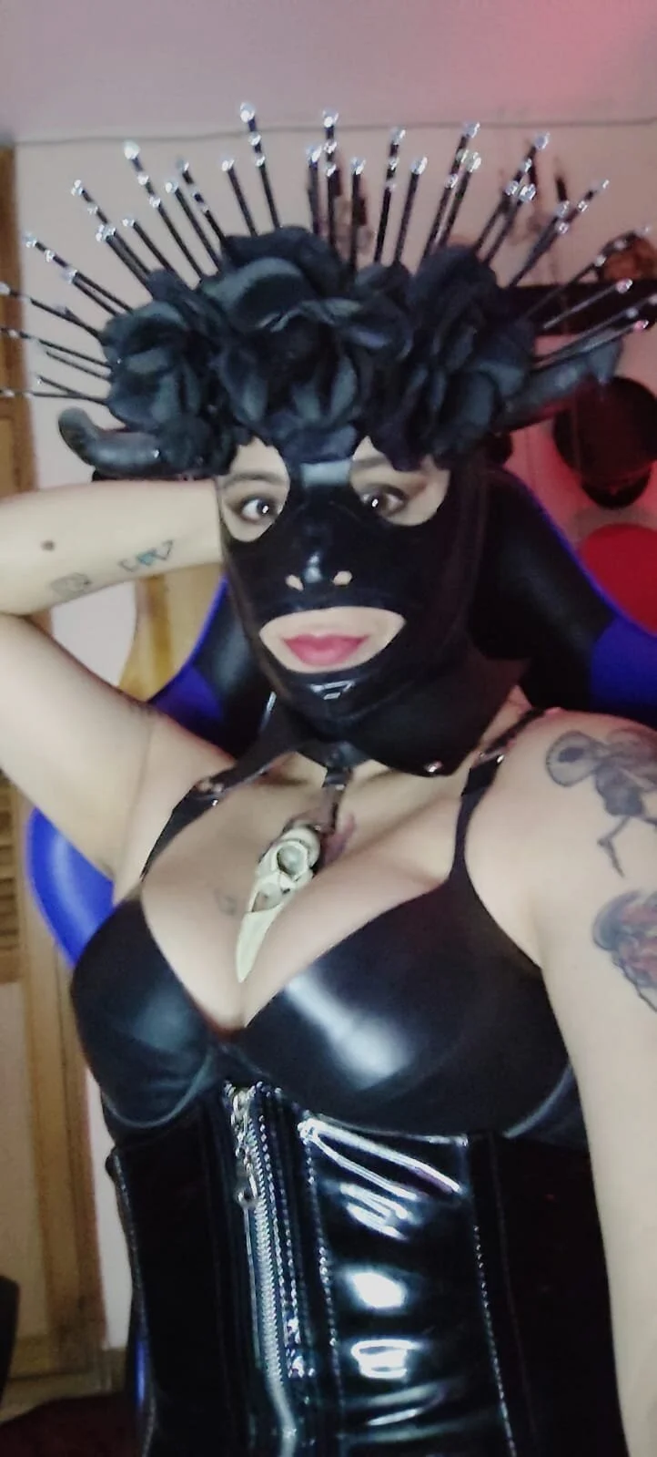 XXX Porn Photo of Nude DominatrixBlue 27