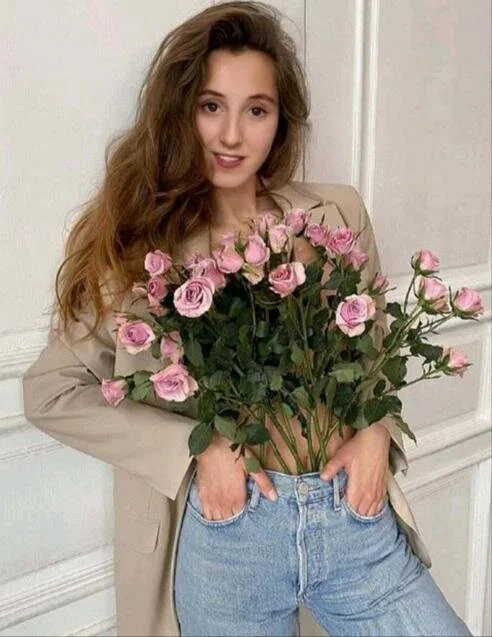 XXX Porn Photo of Nude MartiniiSelenna 303