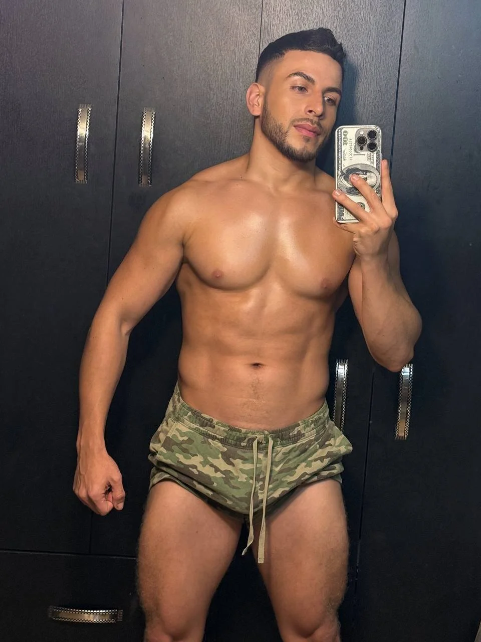 XXX Porn Photo of Nude bayronfit 77