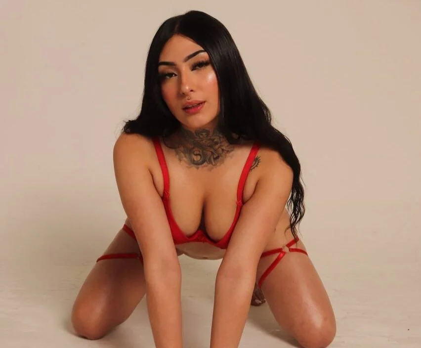 XXX Porn Photo of Nude Lilith_blaze_Fg 9