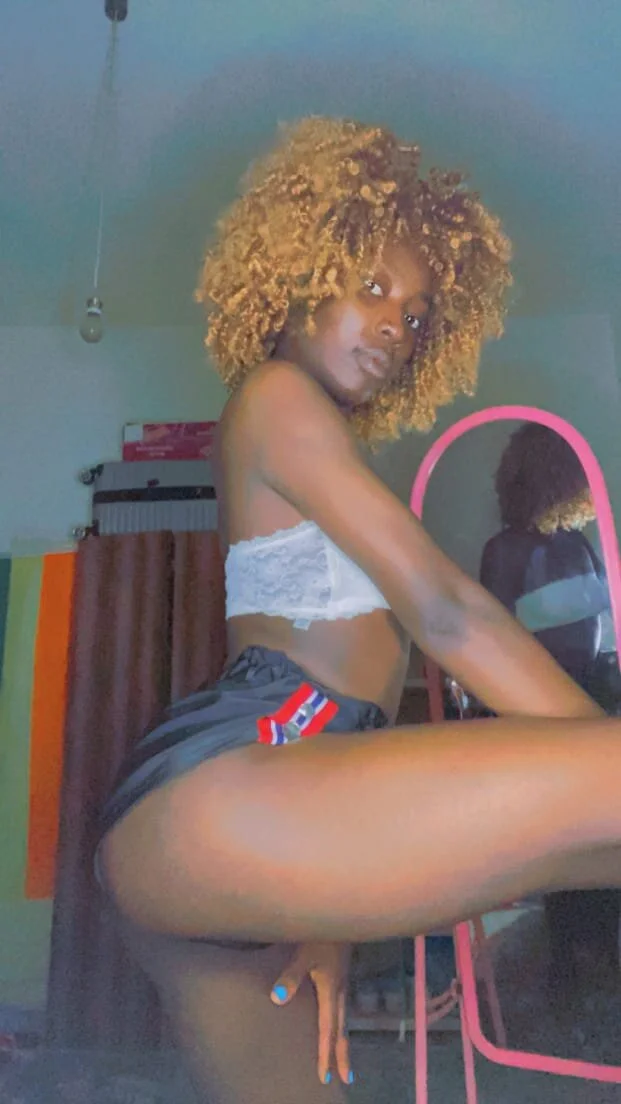 XXX Porn Photo of Nude plizzy3 5