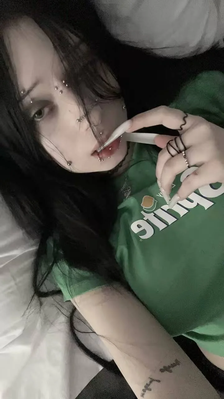 XXX Porn Photo of Nude Ellay_ 12